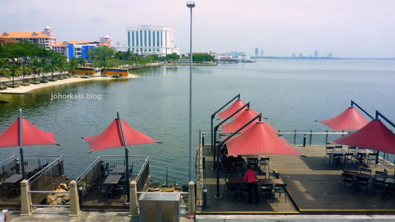 Paragon Suites Studios With Private Jacuzzi Near Ciq Rts Johor Bahru Kültér fotó