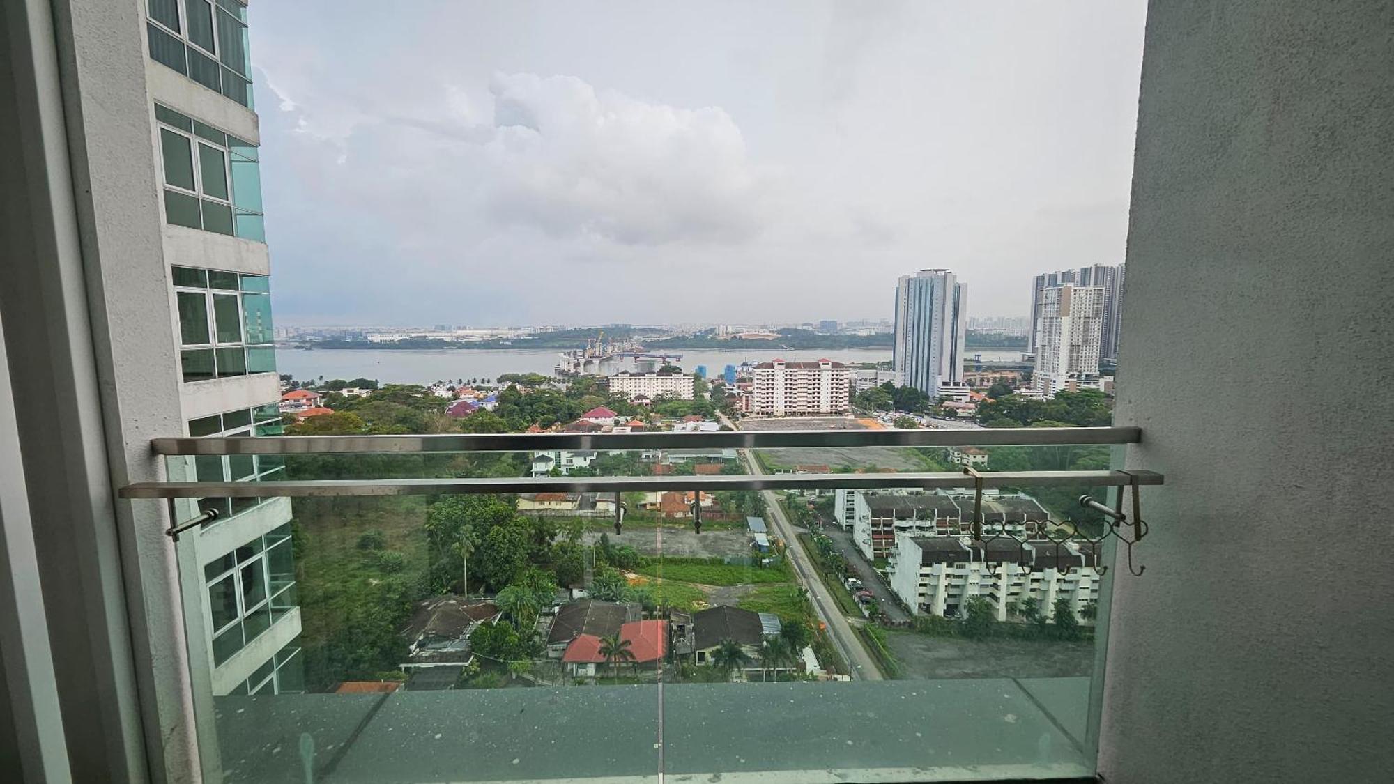 Paragon Suites Studios With Private Jacuzzi Near Ciq Rts Johor Bahru Kültér fotó