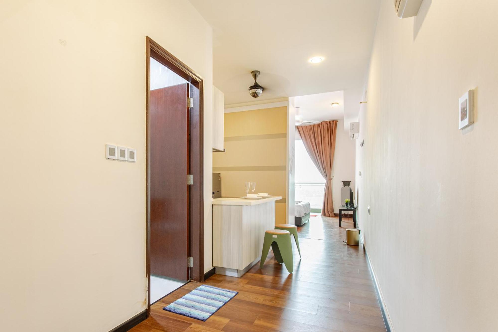 Paragon Suites Studios With Private Jacuzzi Near Ciq Rts Johor Bahru Kültér fotó