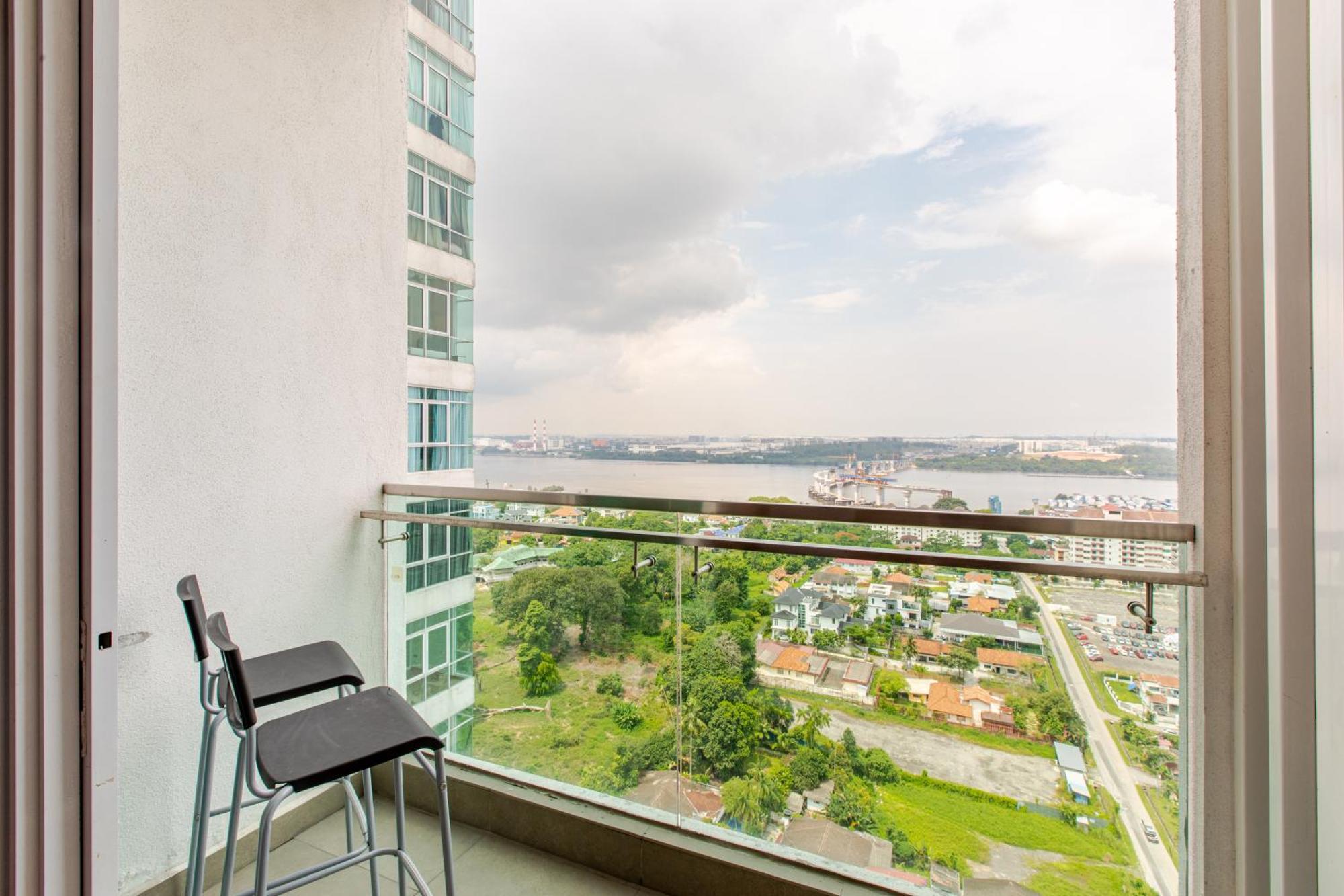Paragon Suites Studios With Private Jacuzzi Near Ciq Rts Johor Bahru Kültér fotó