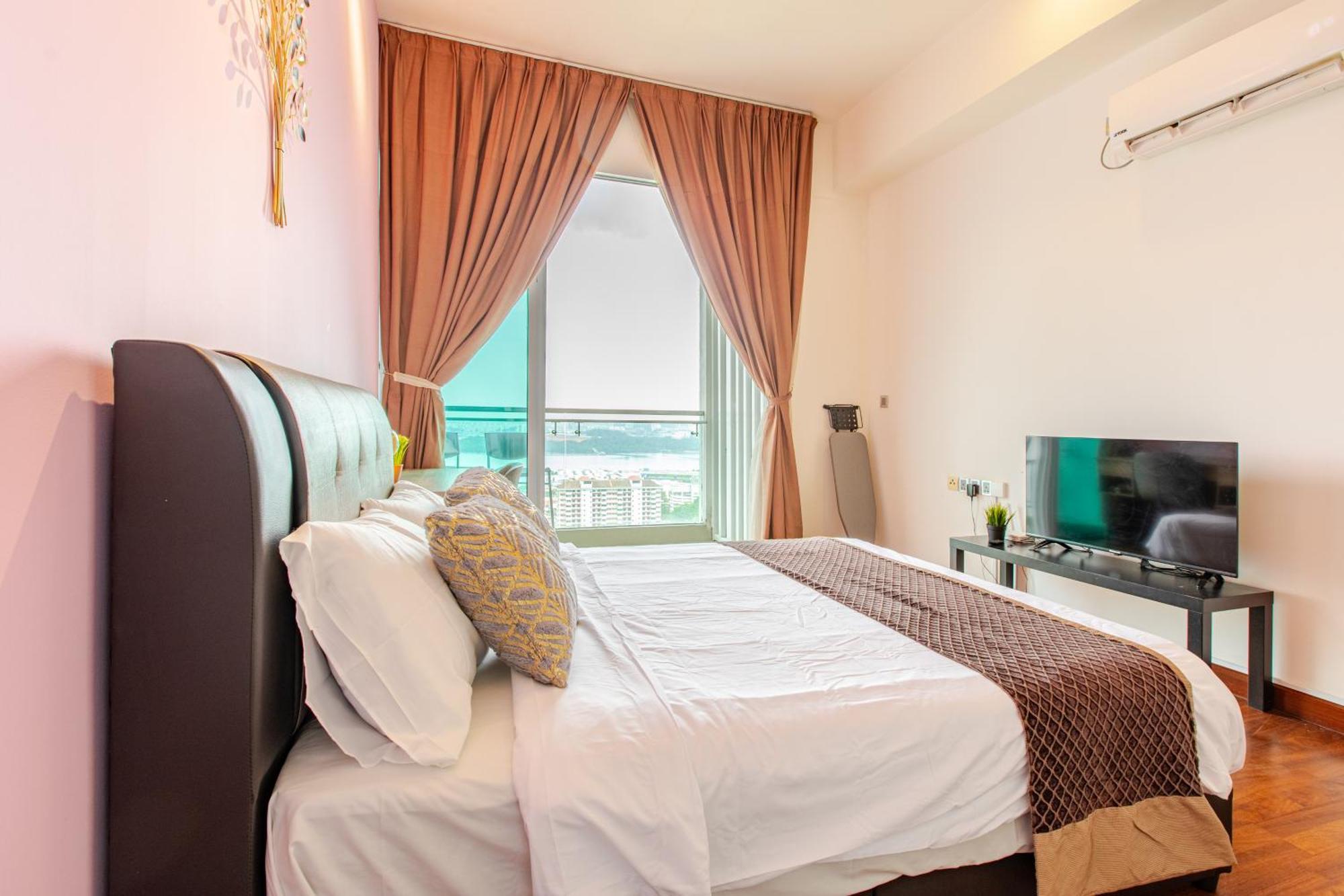 Paragon Suites Studios With Private Jacuzzi Near Ciq Rts Johor Bahru Kültér fotó