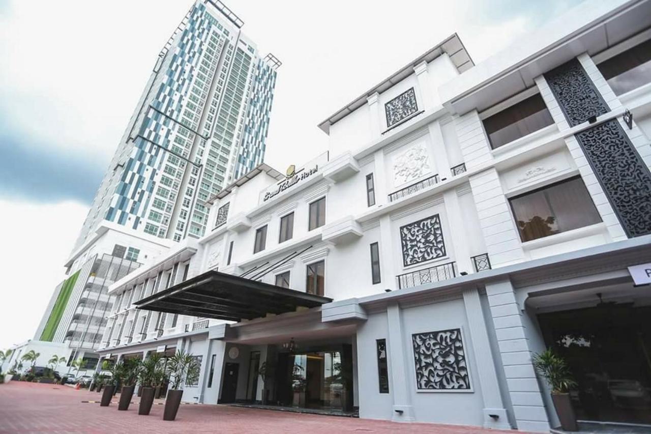 Paragon Suites Studios With Private Jacuzzi Near Ciq Rts Johor Bahru Kültér fotó